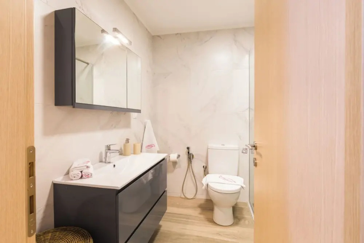 Old Town Charm-Cozy 2BR with Rooftop