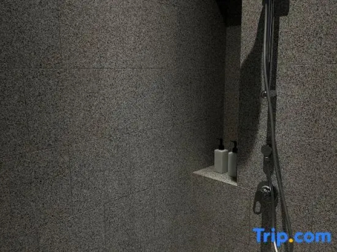 Scarletz Suites KLCC Premier Studio | Clean, Cozy, Central