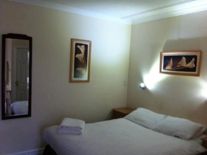 OYO Prestwick Airport Hotel