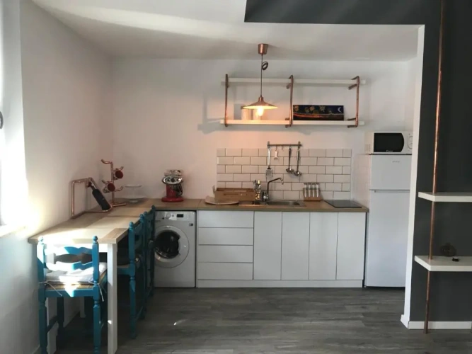 1 Bedroom Apartment