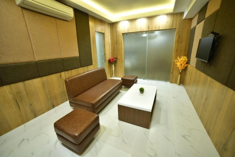 Hotel Delite Palladium