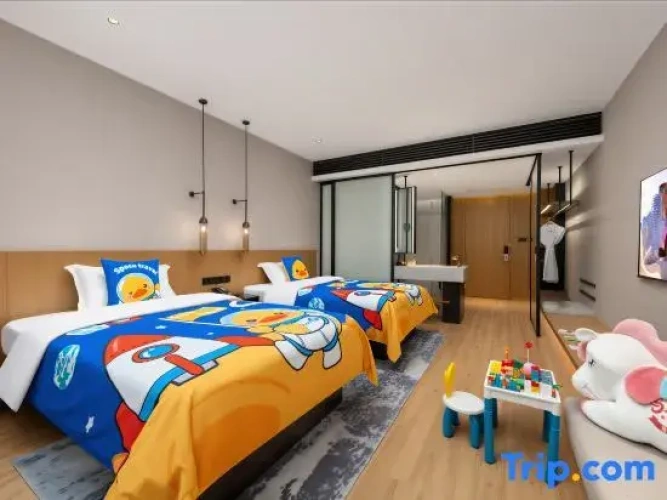 Standard Double room with view