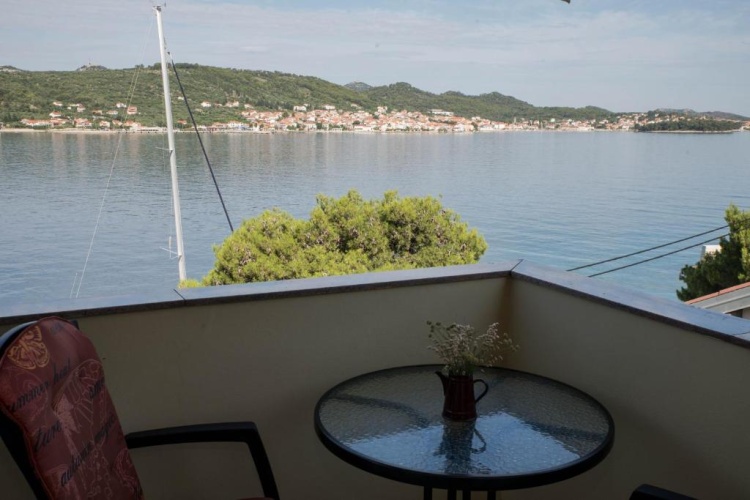 1 Bedroom Apartment with balcony and with sea view