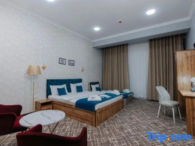 Standard Family room