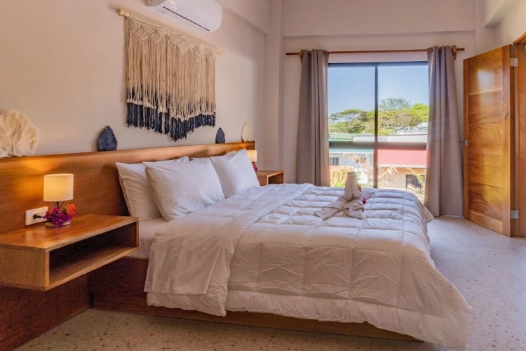 1 Bedroom Luxury Apartment with balcony