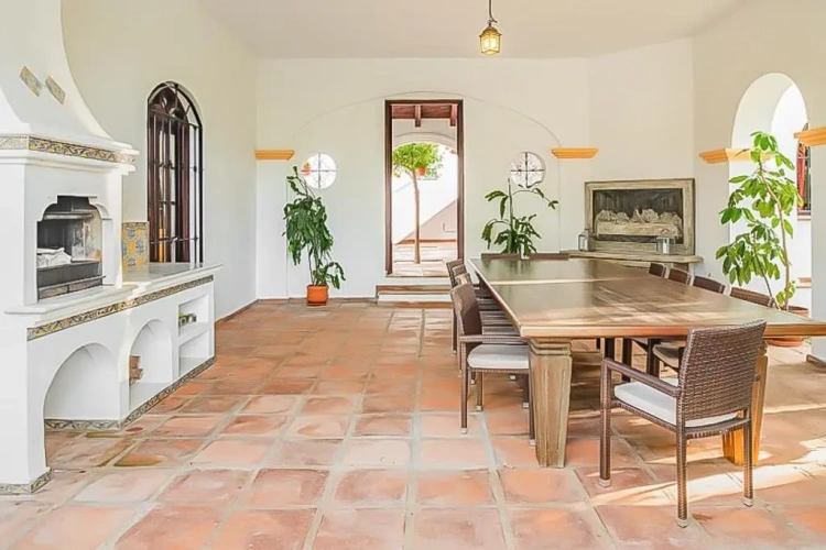 Villa