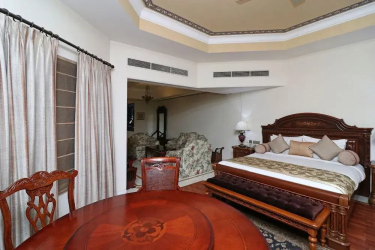 Orient Taj by OYO Rooms