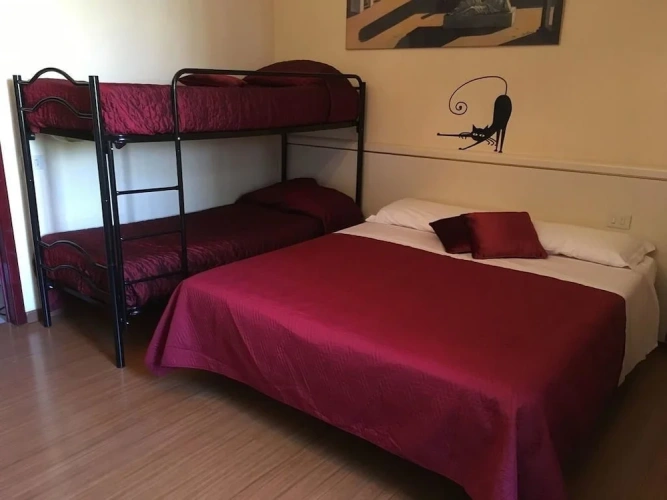 Classic Quadruple room