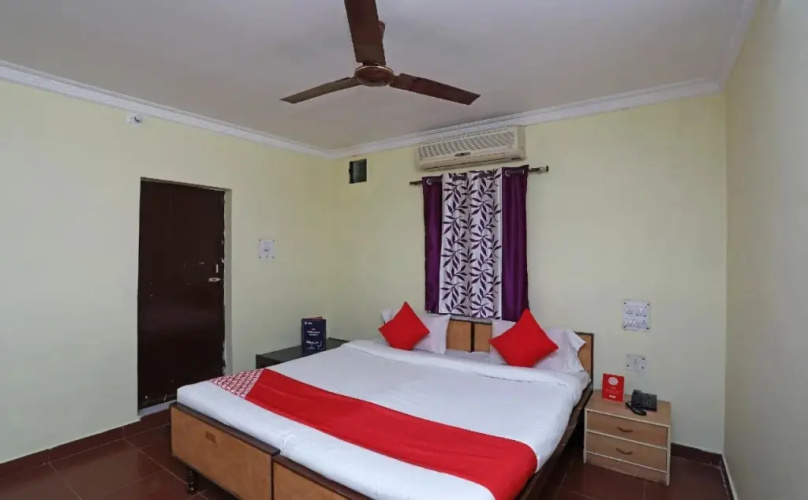 Hotel Maharaja by OYO Rooms