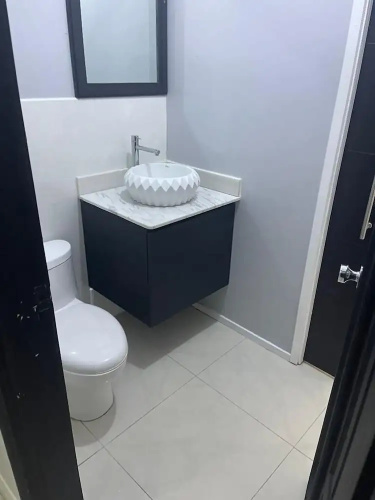 Impeccable 2-bed Apartment in Kingston With Pool