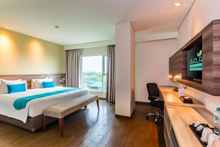Hotel AYOLA Lippo Cikarang
