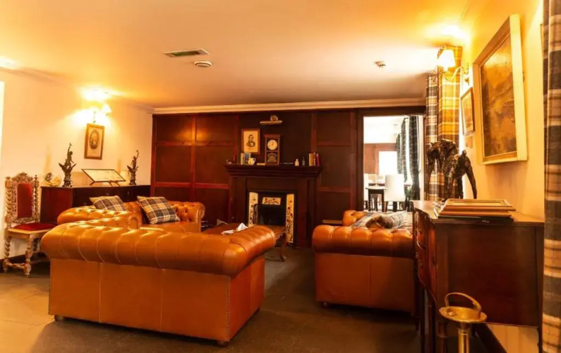 Bridge Hotel