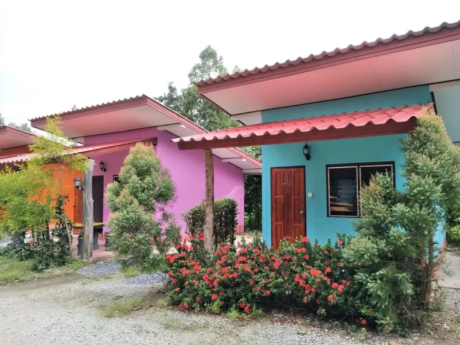 Douangjinda Resort