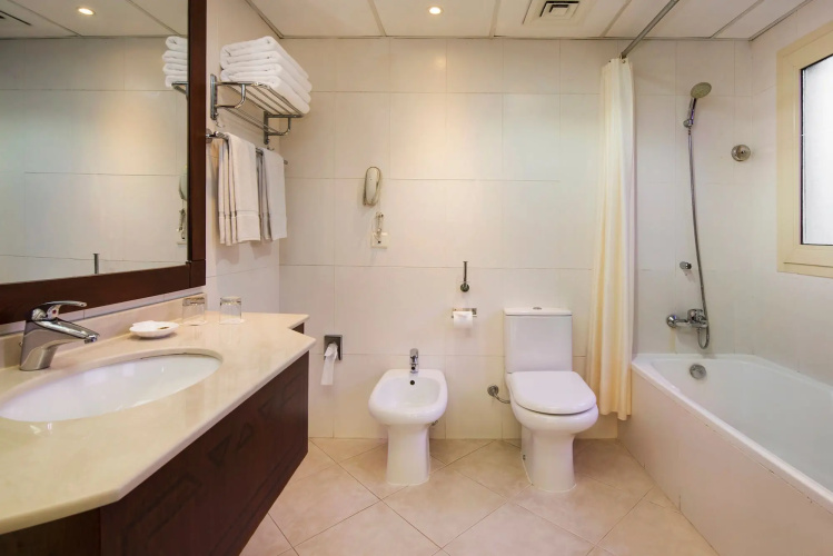 Al Hamra Village photo 10