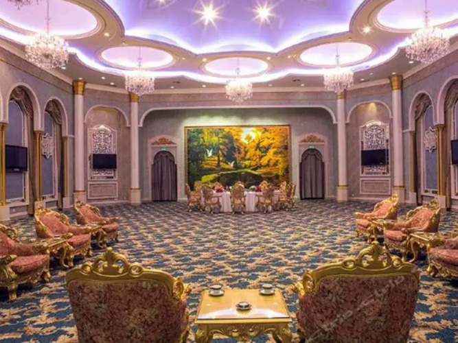 Hua Ling Grand