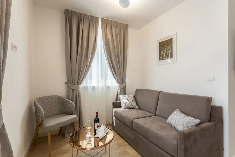 Comfort Double Basement room