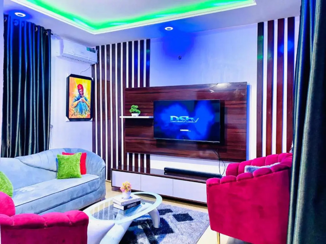 Modern One Room & Parlor Serviced Apartment