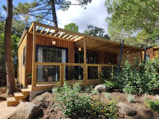 Superior Single Chalet