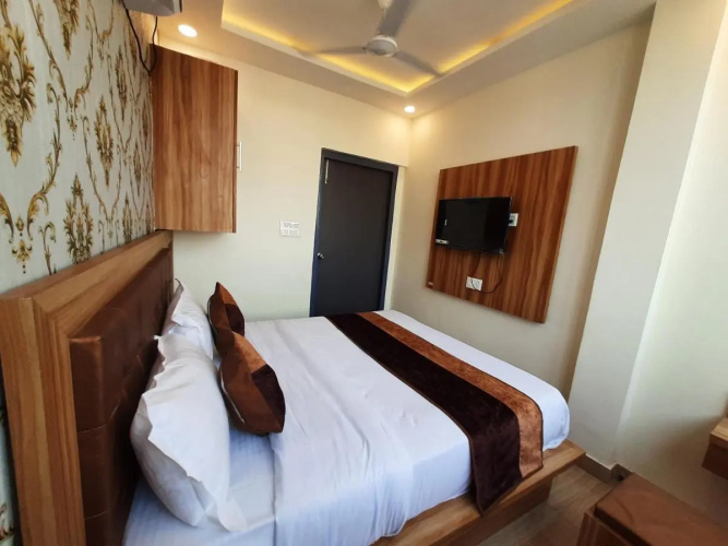 Hotel Sky View