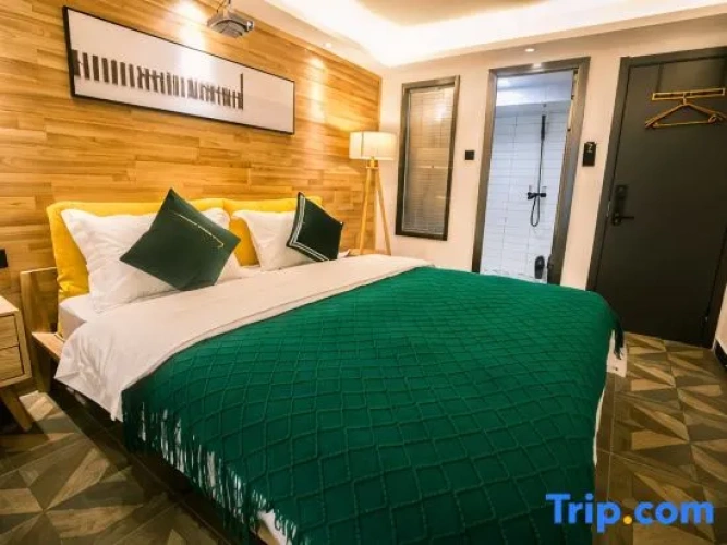 Standard room with balcony