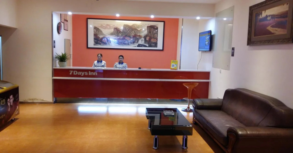 7 Days Inn