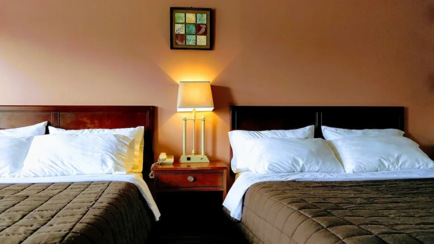 Deluxe Quadruple room with courtyard view