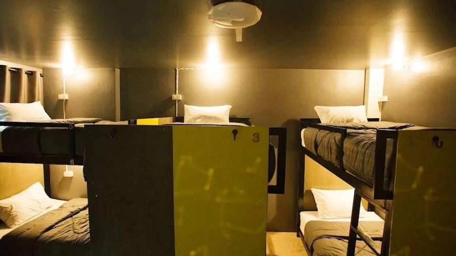 Stamp Hostel - Adults Only