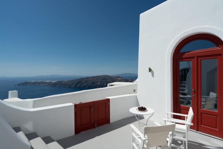 Serendipity Cliffside Villa & Suites