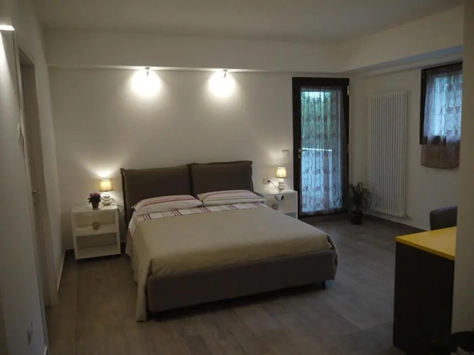 Standard Family room with garden view