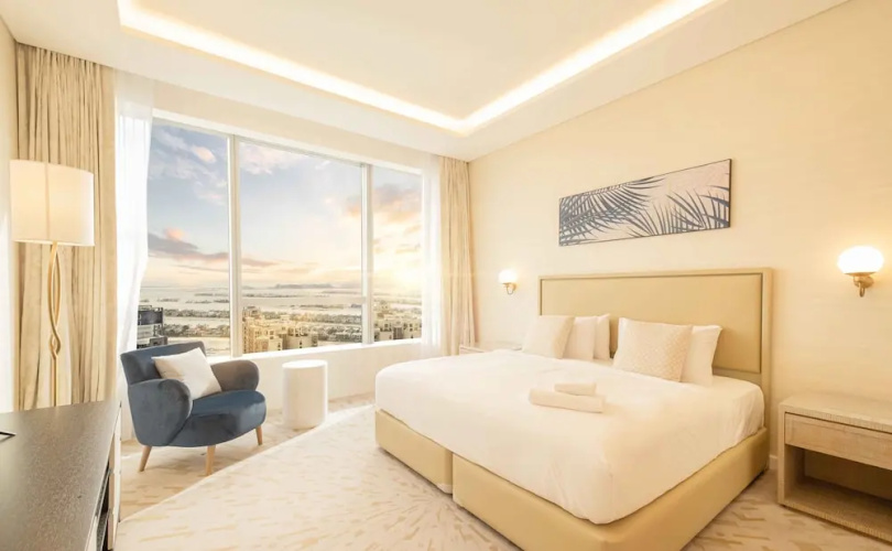 LUX Iconic Views at The Palm Tower 7