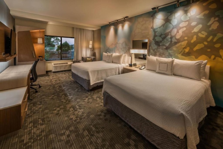 Standard Quadruple room with river view