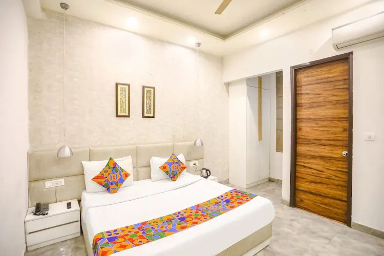 Fabhotel F9 Sector 19