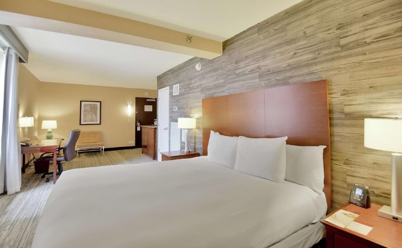 DoubleTree by Hilton Hotel & Suites Houston by the Galleria photo 7