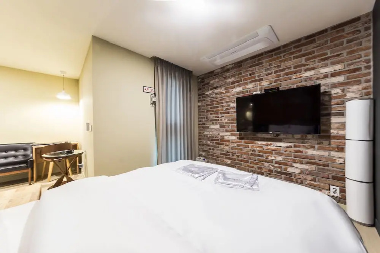 Pyeongtaek Sevilla Hotel