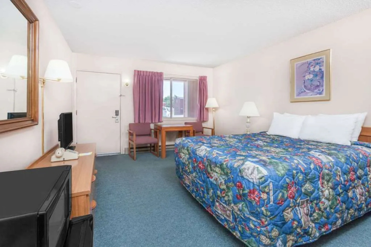 Days Inn Burns