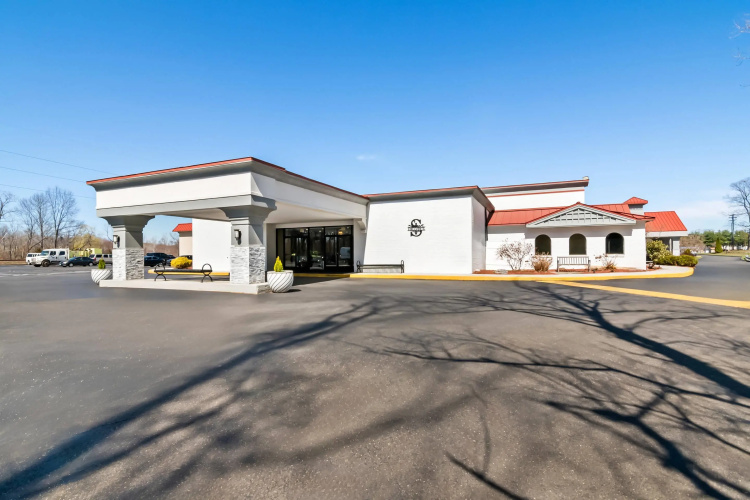 Best Western Plus North Haven Hotel photo 28