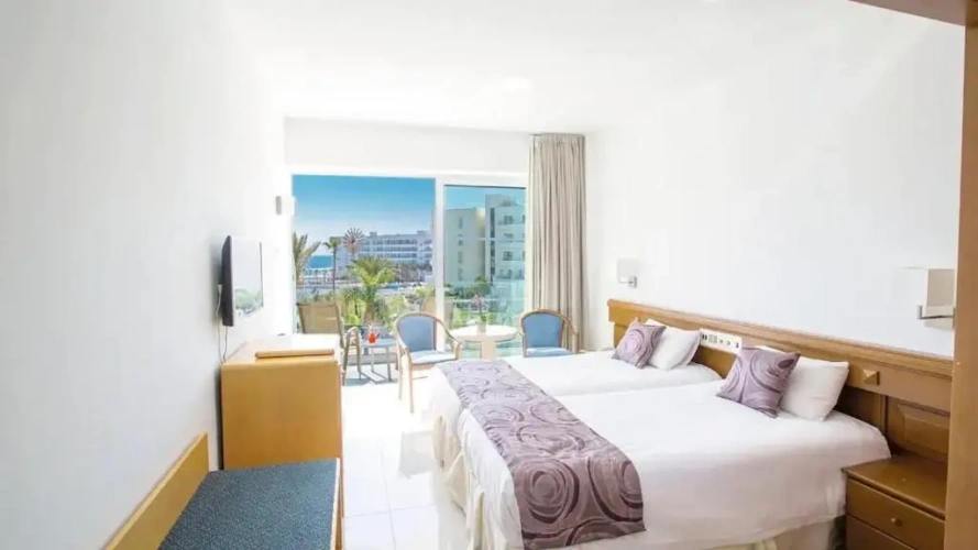 Standard Double room with courtyard view