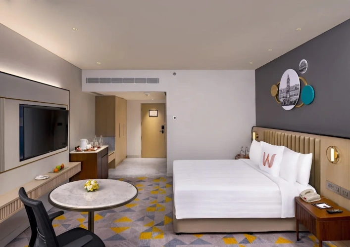 Deluxe Double room with city view
