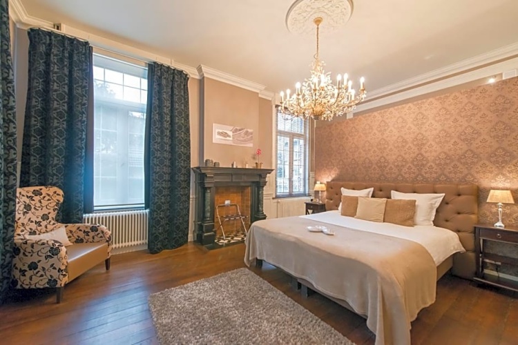 Deluxe Double room with view