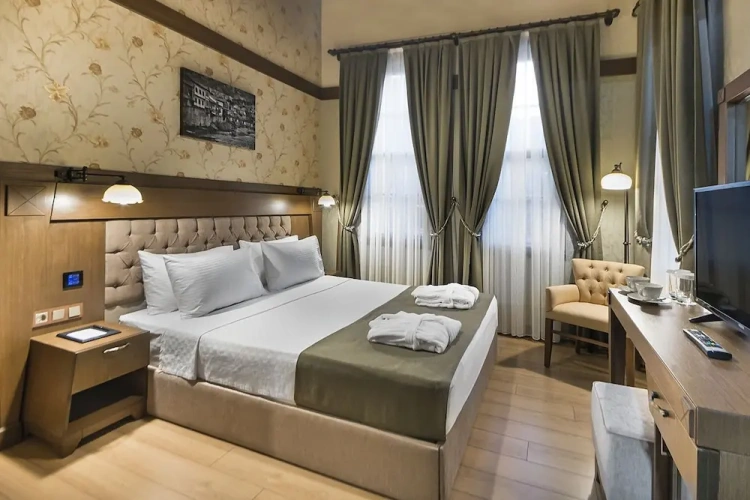 Deluxe room with river view