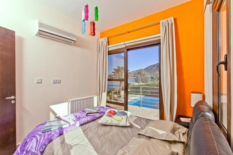 Kallinousa Beach Villa
