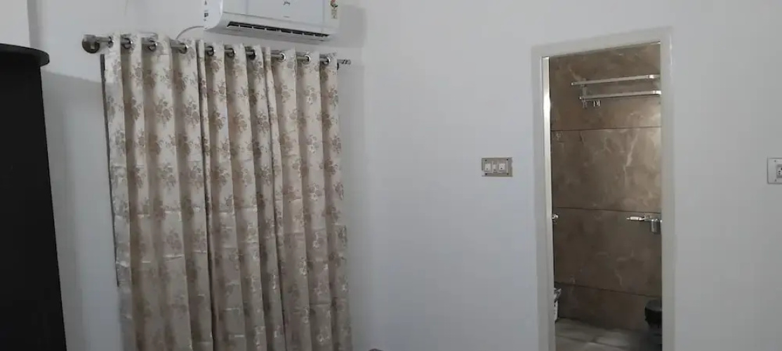 SLV Aashraya Apartment Stay