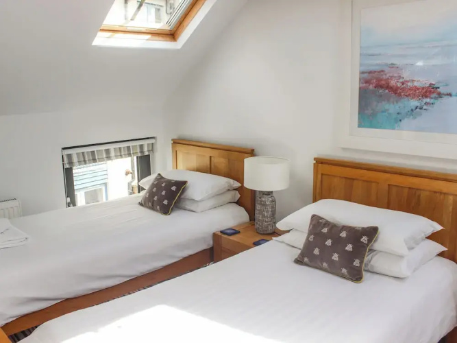 6 The Sail Loft