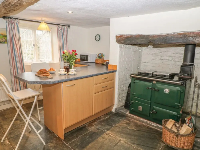 Turpike Cottage
