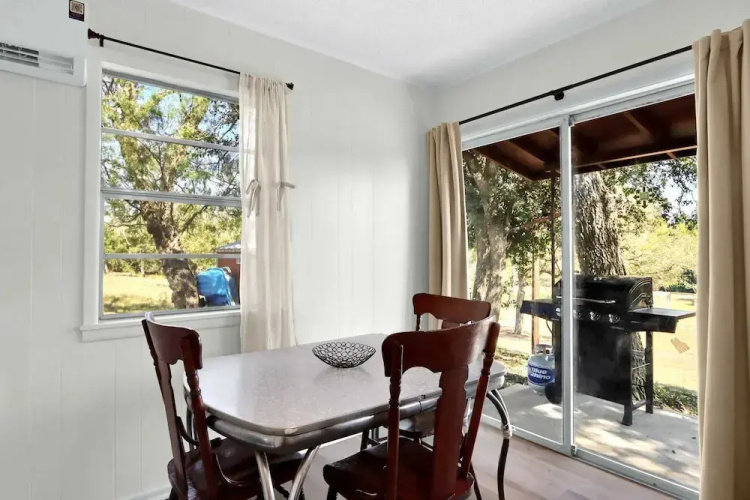 Guadalupe Bend Hideaway For 5