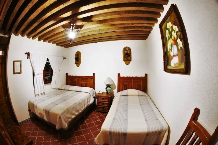 Classic Triple room