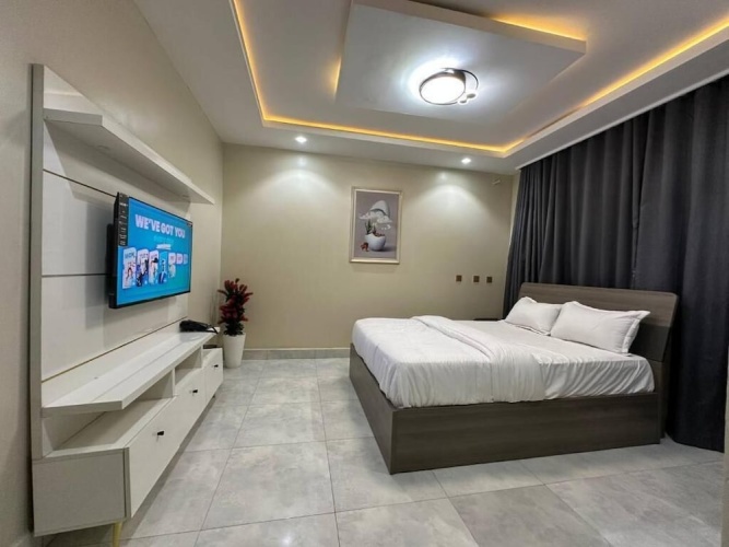 Lynstel Apartment And Suites