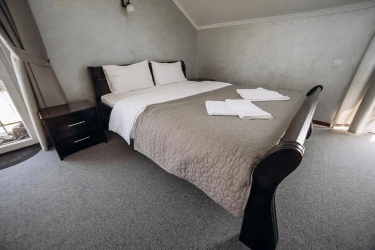 Hotel Avalon
