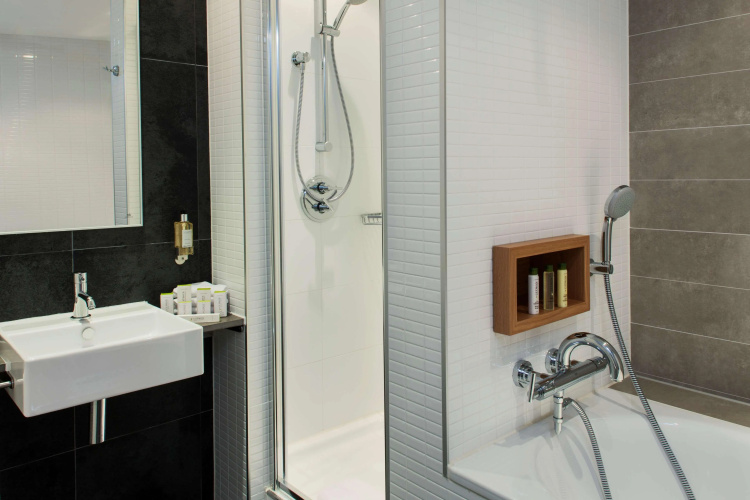 DoubleTree by Hilton Amsterdam Centraal Station photo 24