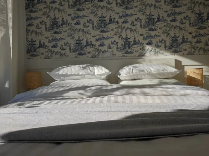 Salt Apartment